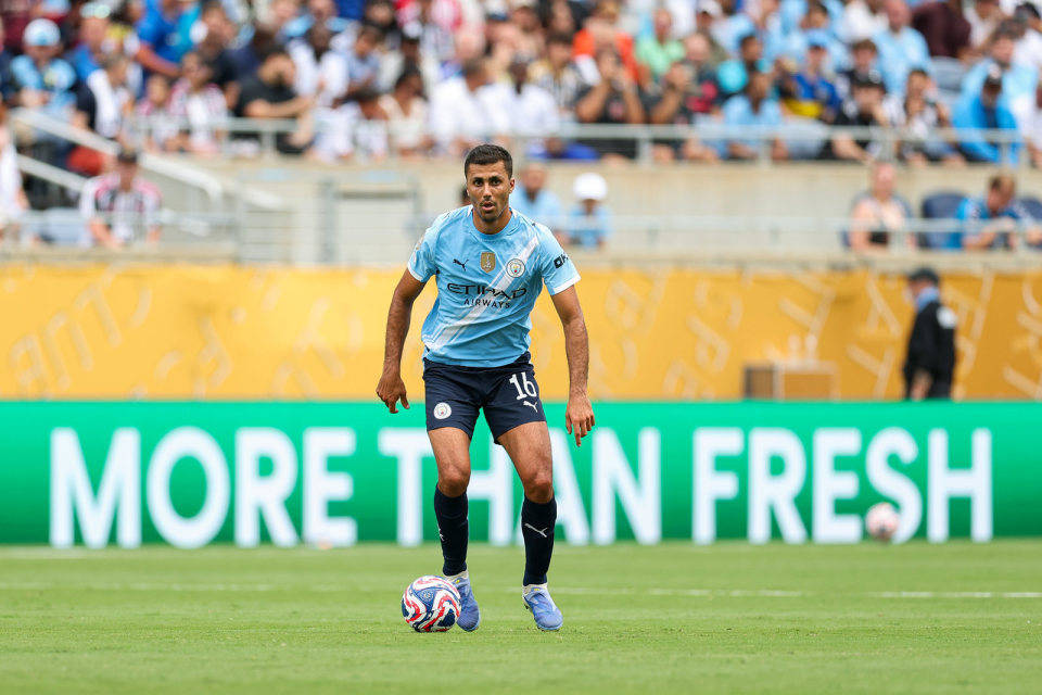 蓝月当空!世俱杯头号夺冠热门浮现,曼城三战全胜避开死亡半区