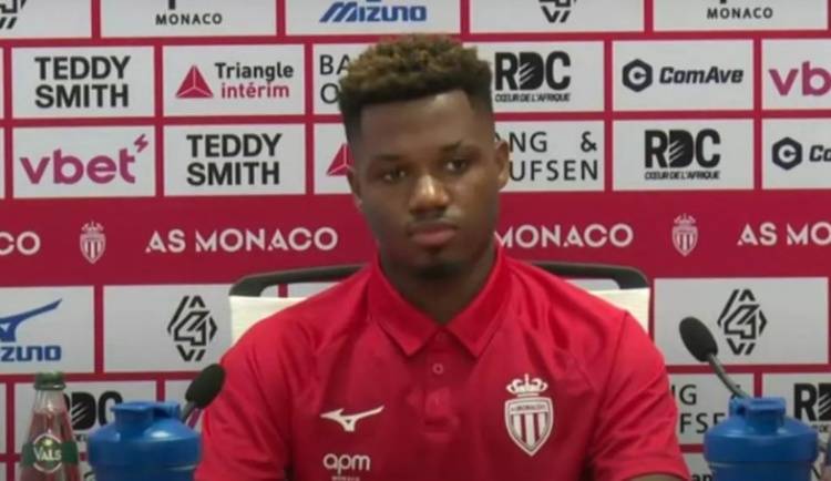 亮相摩纳哥!法蒂:我不是带着报复心态来的 法甲是最佳联赛之一