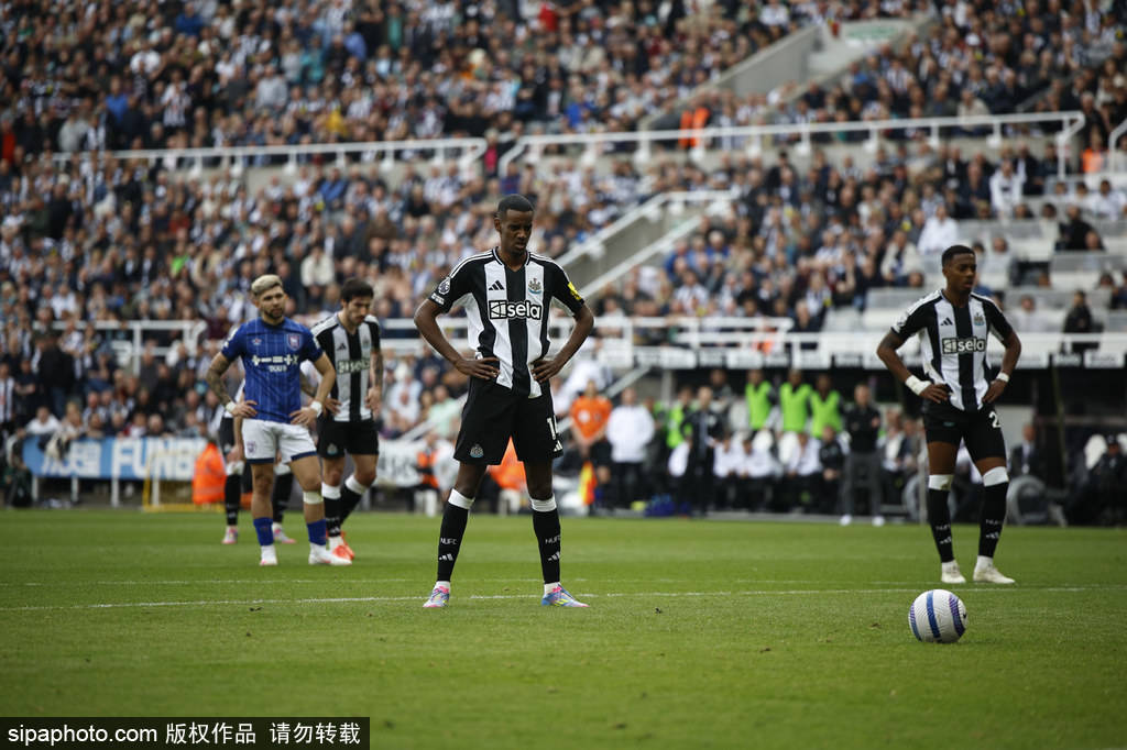 欧文解析利物浦追伊萨克转会传闻:背后的复杂性与机遇