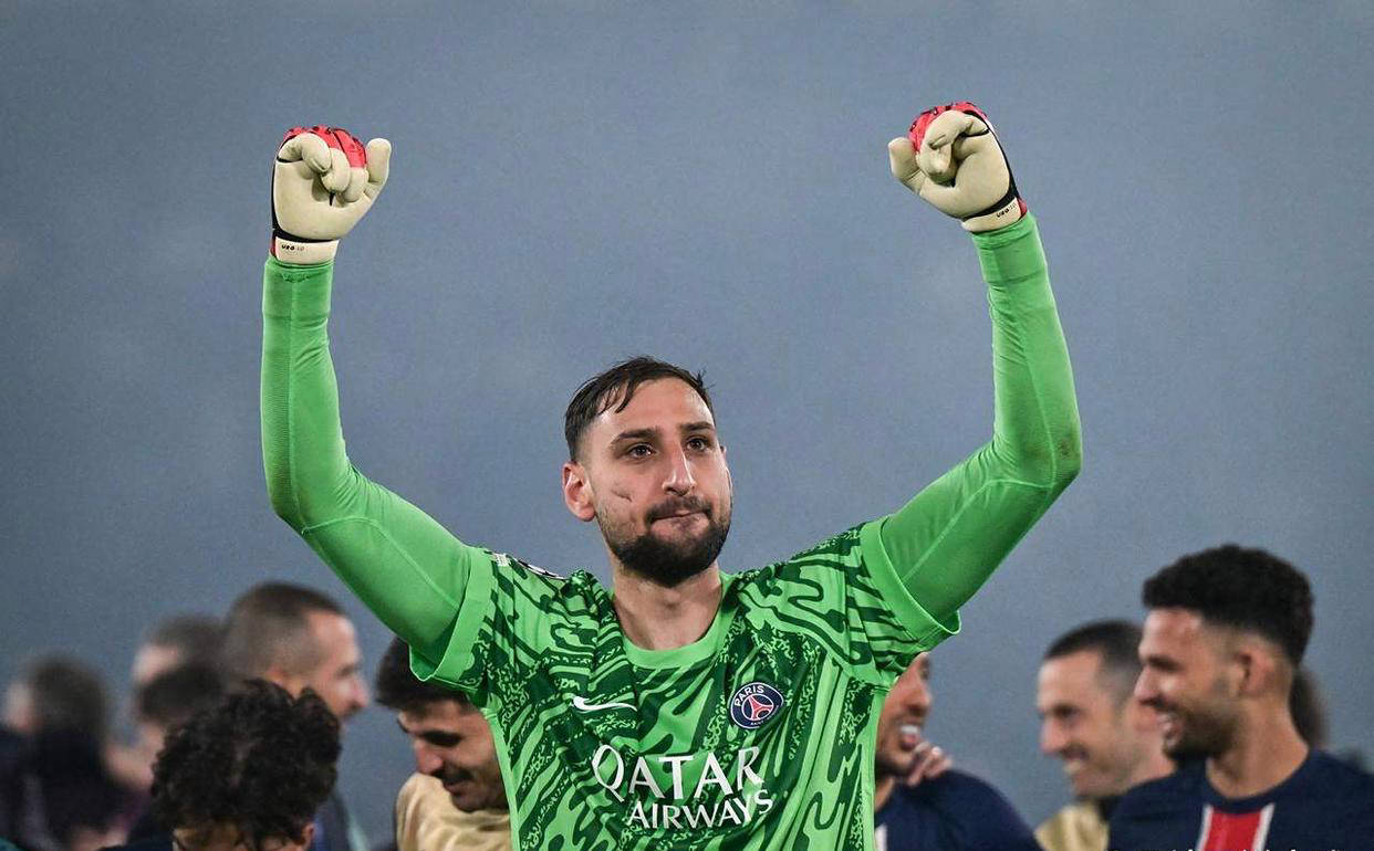 26岁欧洲冠军门将困境:无球可踢合同陷僵局