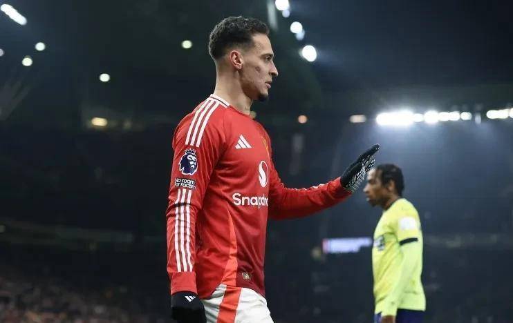 一夜20大转会,安东尼赴西甲,伊萨克签红军,枪手热刺引援