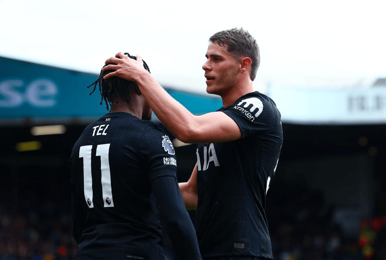 25岁锋霸爆发:独造两球,弗兰克征服客场:热刺7场不败