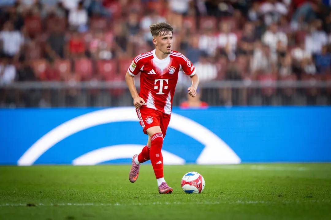 残暴至极,拜仁慕尼黑开局15连胜,持续刷新纪录!