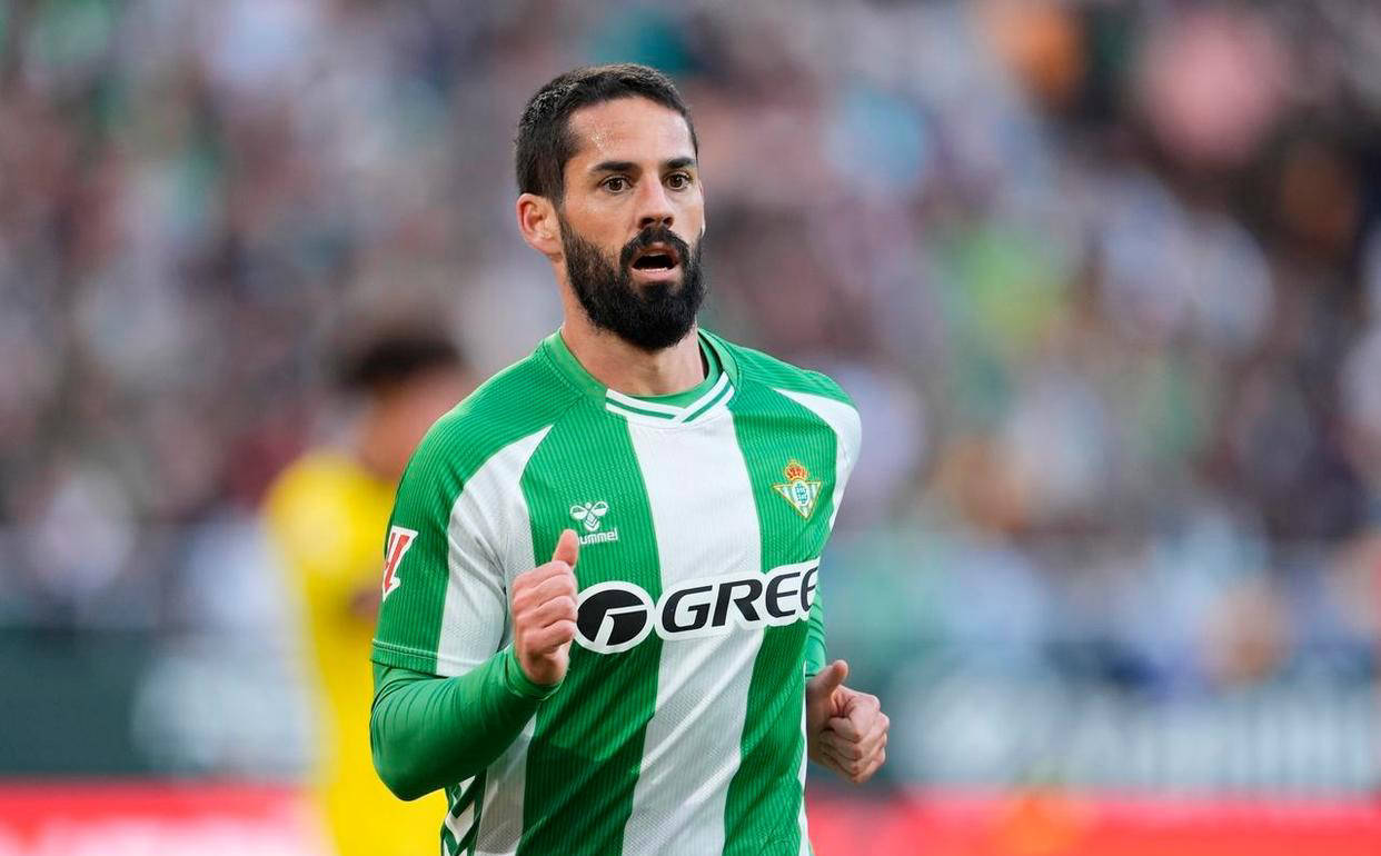 西甲第13轮皇家贝蒂斯主场遭赫罗纳顽强阻击,安东尼染红被罚下