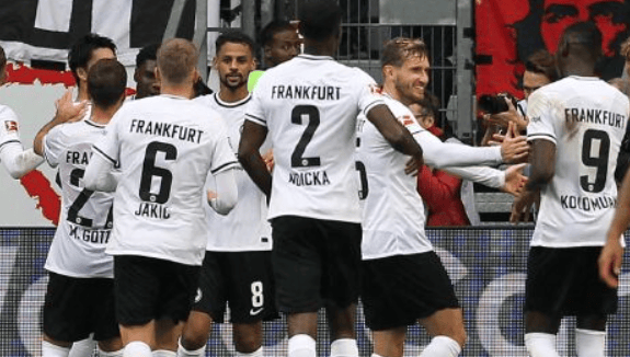 周日038德甲法兰克福VS沃尔夫斯堡:德甲巅峰战,法兰克福主场龙焰能否吞噬落魄狼堡?